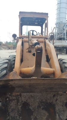 ขายรถตักล้อยาง KOMATSU JH65-B 2 เพลา ราคาย้อมๆแค่ ราคา 175,000฿ เครื่องดีปั้มดี สนใจนัดดูรถได้ที่ 081-3531946 ต่อ.บาง &amp;ID-LINE  เอกสารซื้อขายรถอยู่ โคราช