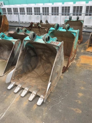 ขายรถขุดนำเข้าจากประเทศญี่ปุ่น kobelco sk135yy05 สนใจติดต่อสอบถาม 0923309229 อีด