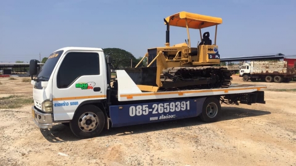 ขายรถแทร็กเตอร์ D2-5PL เครื่องดี ช่วงล่างดี ราคา240000 โทร0616613023แพรว