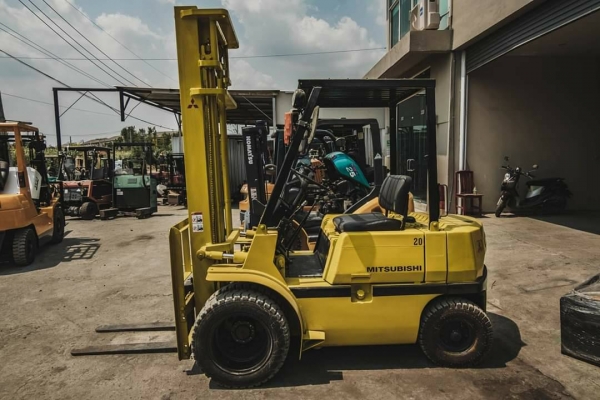 ขาย รถโฟล์คลิฟ ยี่ห้อ Mitsubishi FG20 นำเข้าญีปุ่นแท้