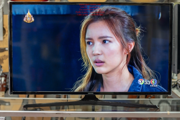 LED Digital TV Samsung 40 นิ้ว รุ่น UA40J5000AK สภาพใหม่ ใช้ได้ปกติ LED Digital TV Samsung 40 นิ้ว รุ่น UA40J5000AK สภาพใหม่ ใช้ได้ปกติ