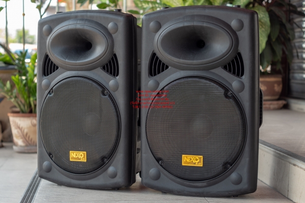 ตู้ลำโพง ดอก 15 นิ้ว NEXO R15 850 วัตต์ ขนาดตู้ 43 x 66 x 35 cm พร้อมใช้งาน