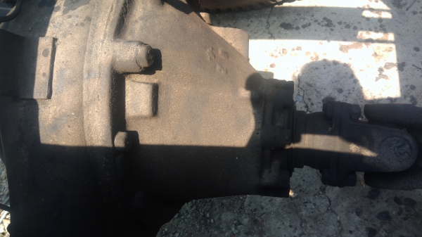 คานหน้า เพลาท้าย6ล้อร็อกกี้8น็อตแท้ห้าง