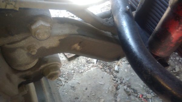 คานหน้า เพลาท้าย6ล้อร็อกกี้8น็อตแท้ห้าง