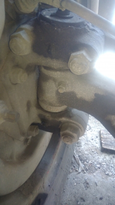 คานหน้า เพลาท้าย6ล้อร็อกกี้8น็อตแท้ห้าง