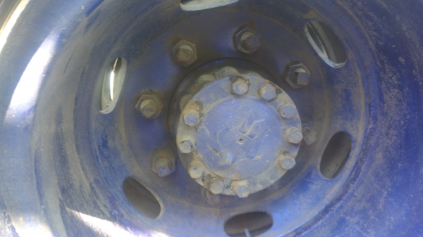 คานหน้า เพลาท้าย6ล้อร็อกกี้8น็อตแท้ห้าง