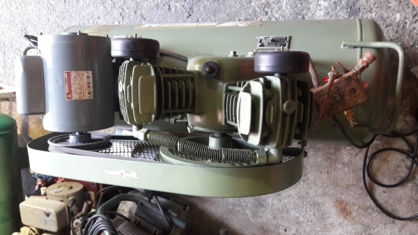 ขาย !! ปั้มลม.SWAN.ขนาด1แรง2สูบติดมอเตอร์.มิตซู.สภาพพร้อมใช้งาน