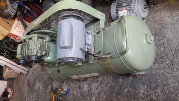 ขาย !! ปั้มลม.SWAN.ขนาด1แรง2สูบติดมอเตอร์.มิตซู.สภาพพร้อมใช้งาน