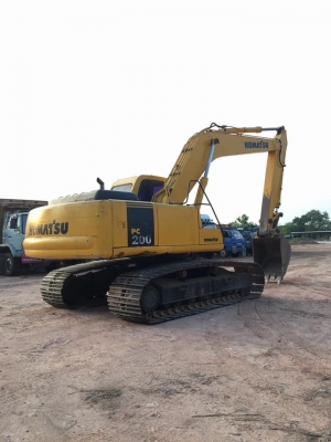 KOMATSU PC200-6 รถสวยมาก พร้อมใช้งาน
