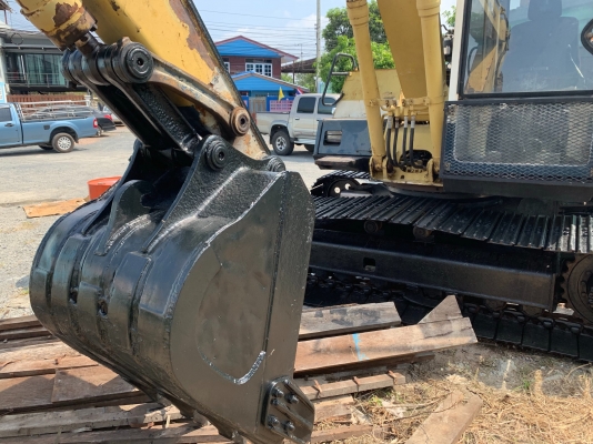 รถแบคโฮโคมัสสึ PC120-5 รถแบคโฮโคมัสสึ PC120-5