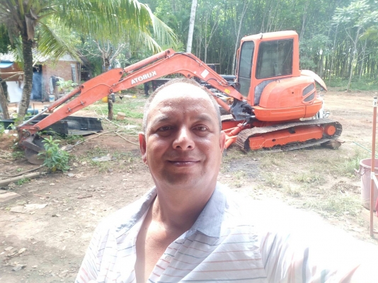 มี VDO ให้ชม.KUBOTA KX1613 ไมล์ 5027 ชม.ราคา 450000 มี VDO ให้ชม.KUBOTA KX1613 ไมล์ 5027 ชม.ราคา 450000