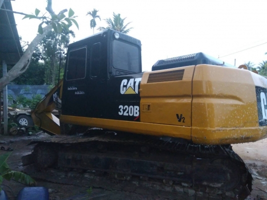 ขายแบคโฮCAT320Bv2 เอกสารเล่มทะเบียนไฟเต็มราคา 650,000