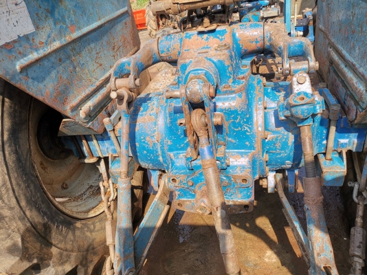 ขายด่วนครับ รถไถฟอร์ดเพลาเดียว 77กลองใหญ่ ใบดันหน้าผานหลังเล่มทะเบียน