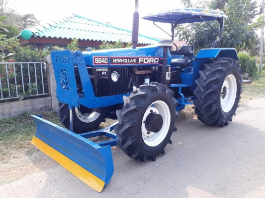 ขายด่วนครับ รถไถฟอร์ด6640 เกียร์กลาง คานหน้าคาราโร่ ใบดัน ผานหลัง ยางใหม่ ร้อนเงิน 580000