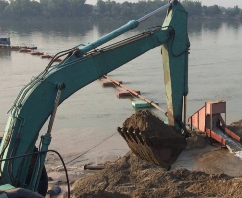 มี VDO ให้ชม. HITACHI 225 ไมล์ 6000 ชม.ราคา 1150000