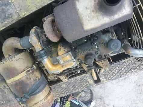 ขายรถแบคโฮ KOMATSU 12 HT ราคา 210000