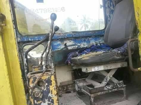 ขายรถแบคโฮ KOMATSU 12 HT ราคา 210000 ขายรถแบคโฮ KOMATSU 12 HT ราคา 210000