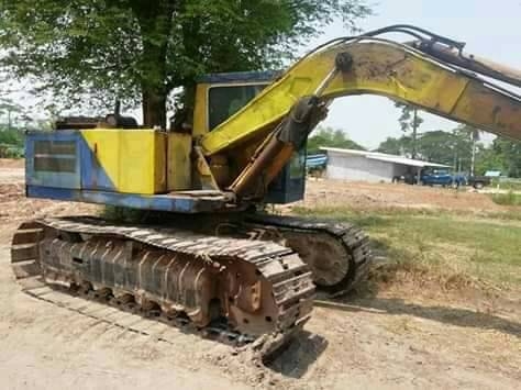 ขายรถแบคโฮ KOMATSU 12 HT ราคา 210000 ขายรถแบคโฮ KOMATSU 12 HT ราคา 210000