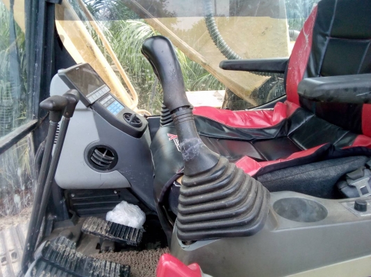 ขายรถแบคโฮ KOMATSU PC200-8N1 มีระบบหัวกระแทก เอกสารเล่ม ไมล์ 9000 ชม.ราคา 1800000 ขายรถแบคโฮ KOMATSU PC200-8N1 มีระบบหัวกระแทก เอกสารเล่ม ไมล์ 9000 ชม.ราคา 1800000