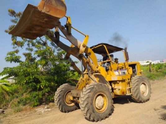 ขายรถตักล้อยางCAT950 เอวอ่อนเครื่องดีปั้มดียางพึ่งเปลี่ยนมาใหม่ราคา 265,000