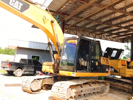 ขายด่วน!! Cat320D สภาพสวยค่ะ ขายด่วน!! Cat320D สภาพสวยค่ะ