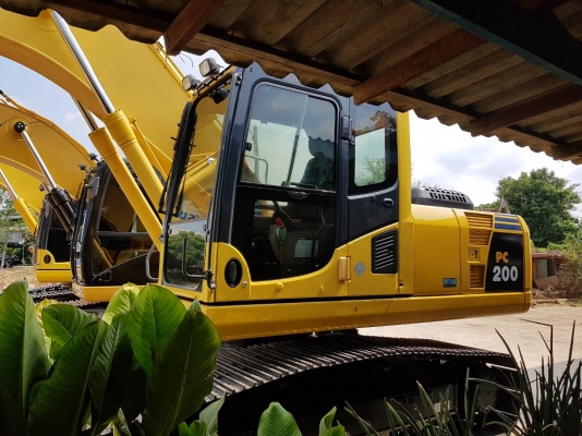 ขายด่วน!! Komatsu PC200-8MO สภาพนางฟ้าค่ะ