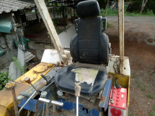 มี VDO ให้ชม.KOMATSU PC20-5 มีฝาครอบเครื่อง ราคา 130000