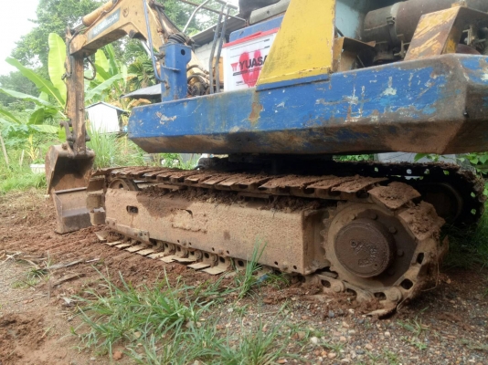 มี VDO ให้ชม.KOMATSU PC20-5 มีฝาครอบเครื่อง ราคา 130000