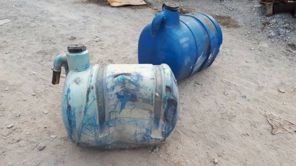 ขาย ถังน้ำ แท๊งก์น้ำ เก่าญี่ปุ่น สำหรับรถโม่ปูน ขนาด 200 ลิตร อย่างหนา ราคาใบละ 4,500-