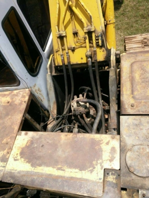 ขายแบคโฮSUMITOMO SH200-A1ไม่มีเอกสารไฟตัด ราคา 400,000