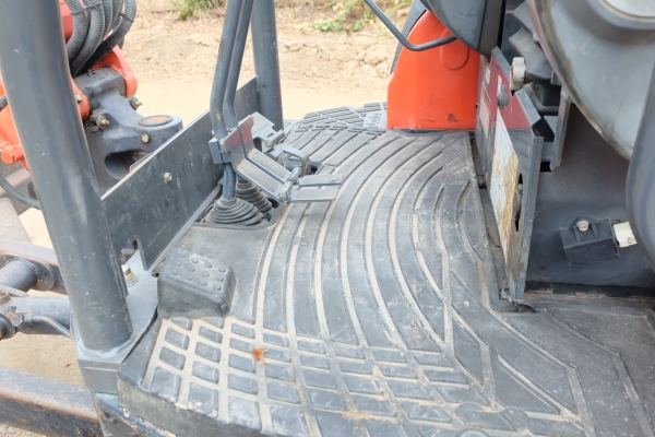 รถขุด kubota kx91-3s2 ใช้งานน้อยรถสวยมาก มีเล่มทะเบียน โทร 086-1602189