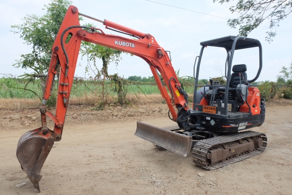 รถขุด kubota kx91-3s2 ใช้งานน้อยรถสวยมาก มีเล่มทะเบียน โทร 086-1602189