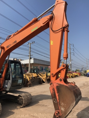 ขายรถขุด HITACHI ZX135US นำเข้าเองจากญี่ปุ่น สภาพสวยพร้อมใช้