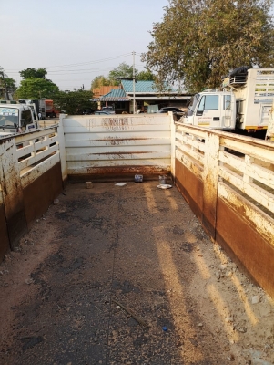 กระบอกดั้มสามมิตร2ตัว พร้อมกระบะอีกหนึ่ง