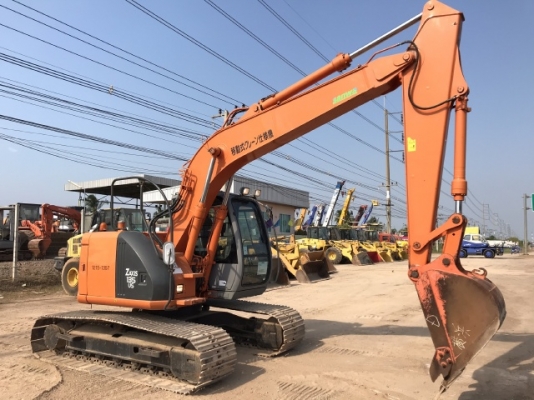 ขายรถขุด HITACHI ZX135US นำเข้าเองจากญี่ปุ่น สภาพสวยพร้อมใช้