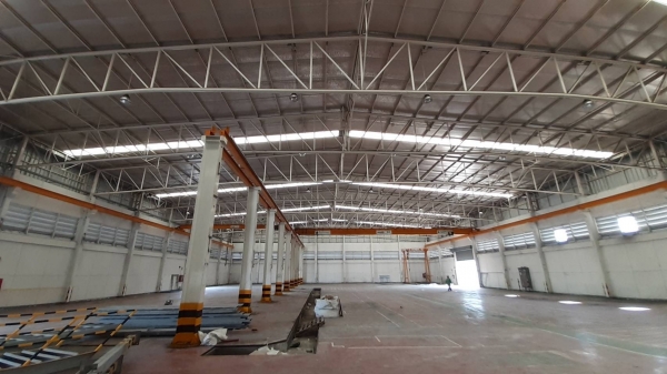 ขายครับ เสารองรับรันเวย์เครนสูง6เมตร มี9ต้น ขนาด300×500มี 9ต้น น้ำหนักประมาณ7ตันครับ โลละ15 บาทครับ ขายครับ เสารองรับรันเวย์เครนสูง6เมตร มี9ต้น ขนาด300×500มี 9ต้น น้ำหนักประมาณ7ตันครับ โลละ15 บาทครับ