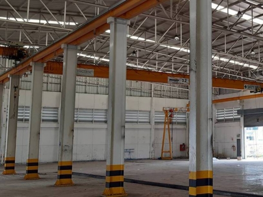 ขายครับ เสารองรับรันเวย์เครนสูง6เมตร มี9ต้น ขนาด300&times;500มี 9ต้น น้ำหนักประมาณ7ตันครับ โลละ15 บาทครับ