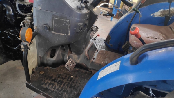 ขายด่วน นิวฮอลแลนด์ 48 แรง พร้อมใบดัน เล่มครบ  275,000