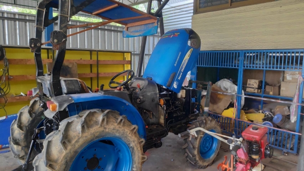 ขายด่วน นิวฮอลแลนด์ 48 แรง พร้อมใบดัน เล่มครบ  275,000