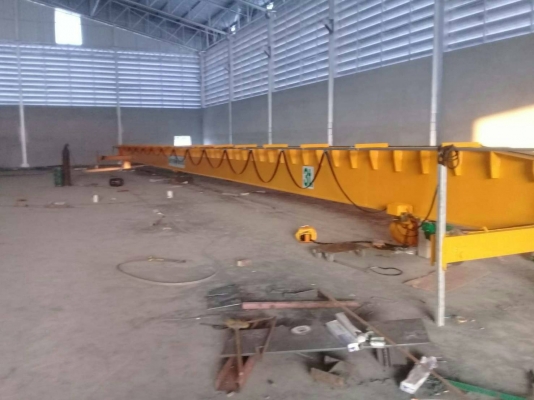 รับติดตั้ง เครนไฟฟ้าโรงงาน,รับติดตั้งเครนโรงงาน