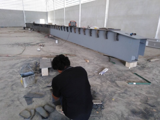 รับติดตั้ง เครนไฟฟ้าโรงงาน,รับติดตั้งเครนโรงงาน