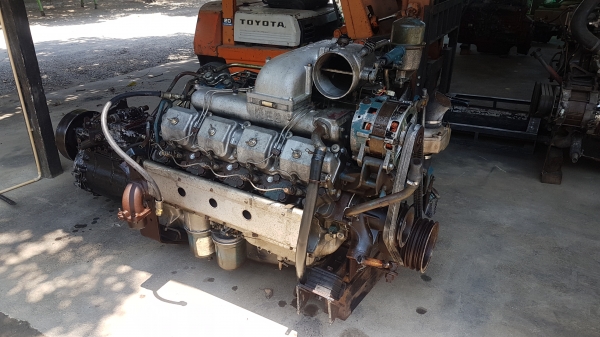 ขายเครื่องยนต์นิสสัน8สูบ Re8พร้อมเกียร์ ขายเครื่องยนต์นิสสัน8สูบ Re8พร้อมเกียร์