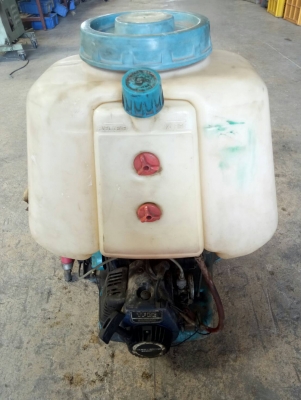 เครื่องพ่นยาสะพายหลังเก่าญี่ปุ่น KAWASAKI TF22