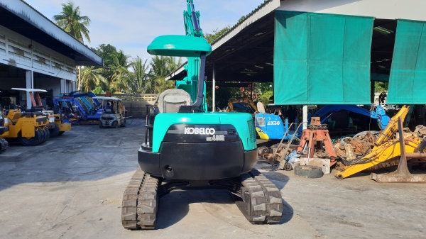 ขาย รถขุด KOBELCO รุ่น SK40SR มือสองญี่ปุ่น แทรกยางใหม่  สลัก บูทเอวแน่น 100\% สวยพร้อมใช้งาน มือถือ 0818753444