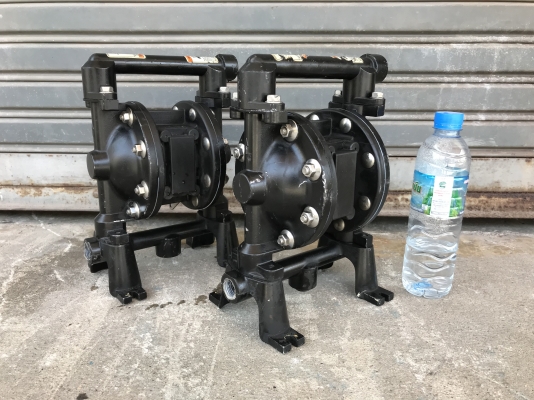 ( เหลือ 1ตัวครับ )ขายปั้มไดอะแฟรม ARO Ingersoll Rand โครงสร้างสแตนเลส ขนาด 4หุน สภาพสวย ดูดแรง พร้อมใช้งาน มี 2ตัวครับ