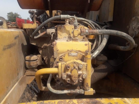 โคมัสสุ 100/3  เครื่องเดิม ปั้มเดิม ทำงานไวไม่โหลด บูมอร์ามสวย แอร์เย็นจ้อยๆขาย250000฿. สอบถามเพิ่มเติม0837335338ครับ