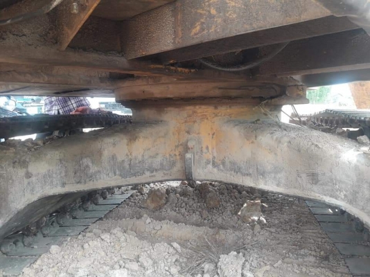 โคมัสสุ 100/3  เครื่องเดิม ปั้มเดิม ทำงานไวไม่โหลด บูมอร์ามสวย แอร์เย็นจ้อยๆขาย250000฿. สอบถามเพิ่มเติม0837335338ครับ