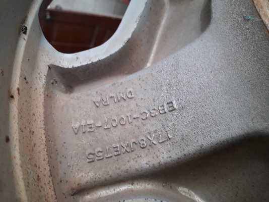 ล้อแม็กขอบ17ford ranger ล้อแม็กขอบ17ford ranger