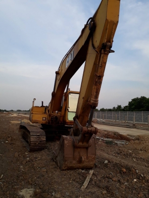 ขาย CAT E200B รถสวย สภาพพร้อมใช้งาน ราคา 400,000 บาท ขาย CAT E200B รถสวย สภาพพร้อมใช้งาน ราคา 400,000 บาท