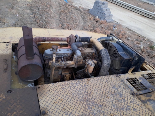 ขาย CAT E200B รถสวย สภาพพร้อมใช้งาน ราคา 400,000 บาท ขาย CAT E200B รถสวย สภาพพร้อมใช้งาน ราคา 400,000 บาท